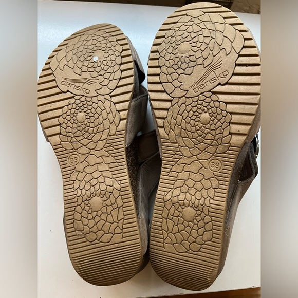 Dansko Susie Milled Nubuck Sandal size 39 - Picture 5 of 8